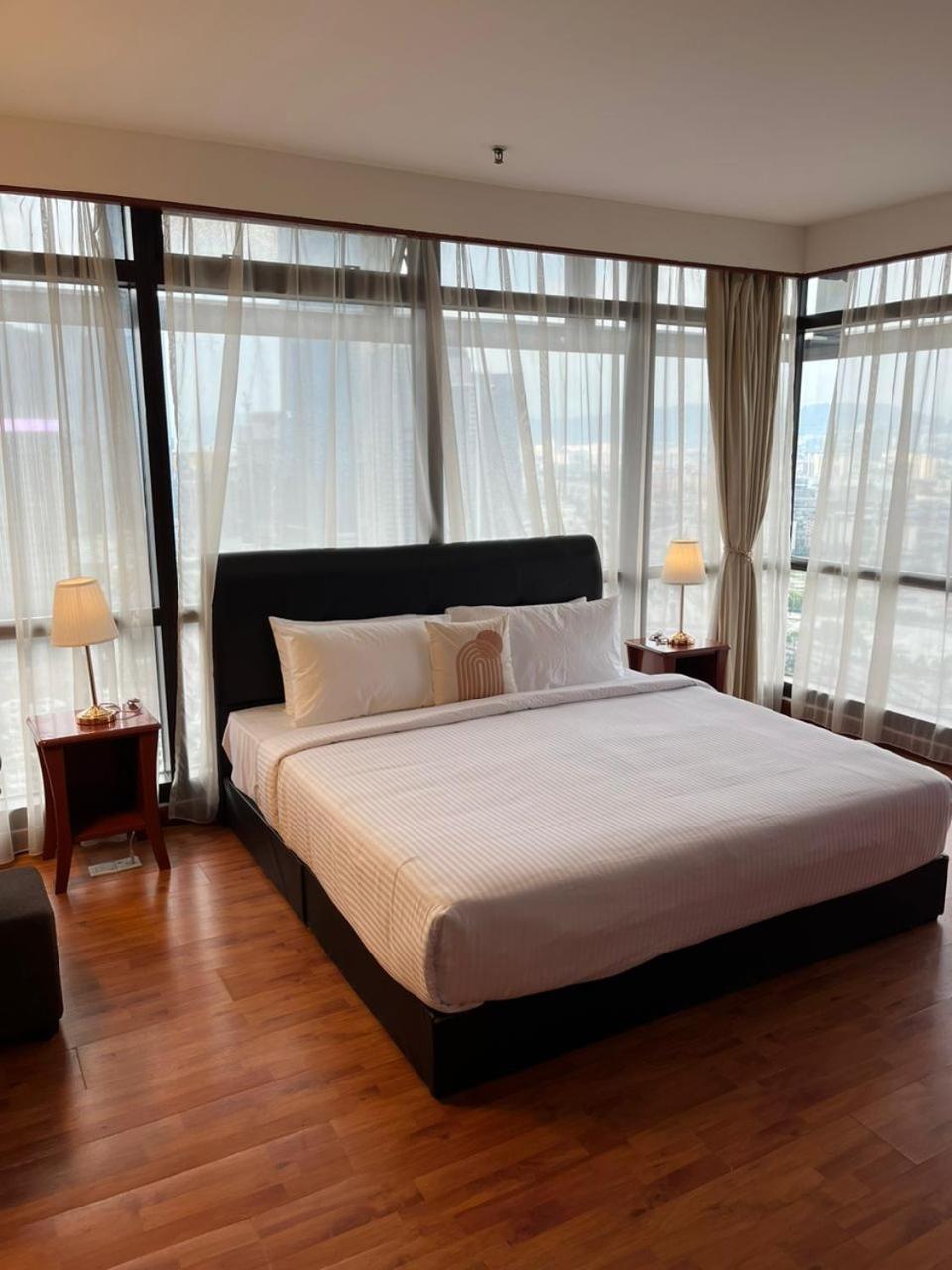 Luxhouz Suites At Times Square Kuala Lumpur Kültér fotó